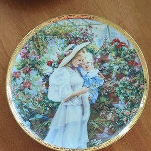 Decorative Plate with Gold Trim